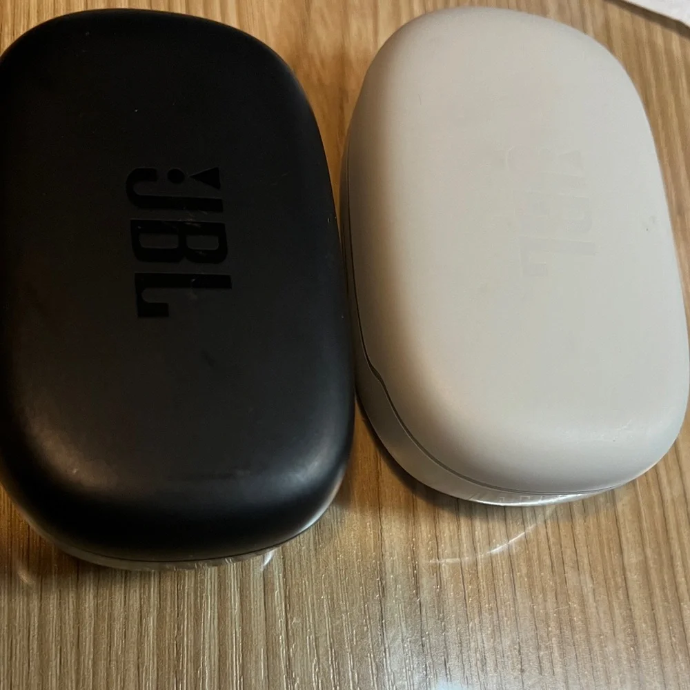 JBL wireless earbuds